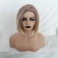 thumbnail image 2 of Xihbxyly Peluca Rizada Natural, Cabello Sintético Corto con Degradado Dorado, Suave y Elegante, Fibra Resistente Al Calor, Tamaño Ajustable, Uso Diario, Ideal para Fiestas, Fácil de Peinar., 2 of 6