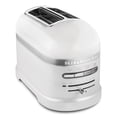 thumbnail image 1 of Tostadora KitchenAid Pro Line Series automática de 2 rebanadas, color blanco, 1 of 3