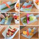 thumbnail image 2 of YuamMei Juego de 3 cuchillos de cocina de plástico para niños, cuchillo de chef de nailon seguro para niños para rebanar ensaladas de pan (color al azar) Vhermosa DE-CJW-0892, 2 of 7