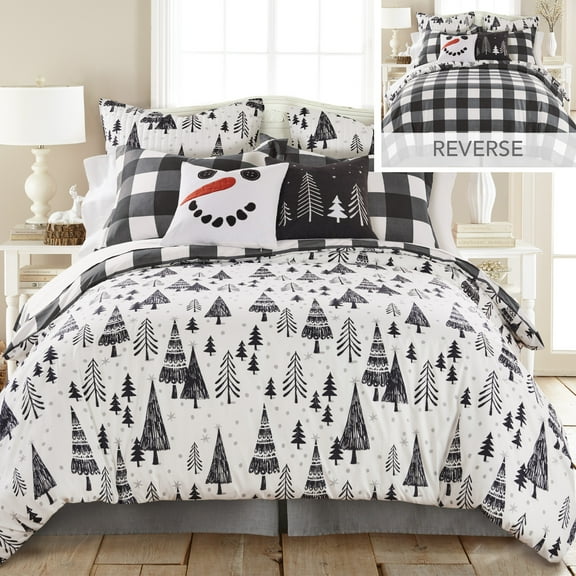 Levtex Home Merry & Bright Collection - Northern Star Comforter Set - Full/Queen Comforter (90 x 94in.)   Two Standard Pillow Cases (26 x 20in.) - Holiday Pine Trees - Black and White - Microfiber
