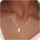 thumbnail image 1 of Collar Clásico Con Inicial Cuadrado Pequeño para Niñas Y Mujeres (Plata M), 1 of 1