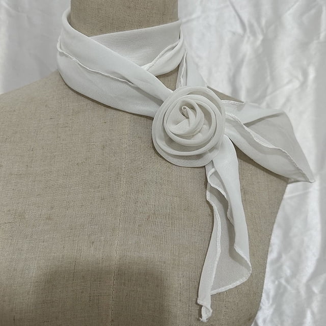 Nvzi Bufanda elegante y personalizada, bufanda pequeña larga con decoración de cuello con hebilla de rosa, bufanda de vestir de estilo artístico (blanca)
