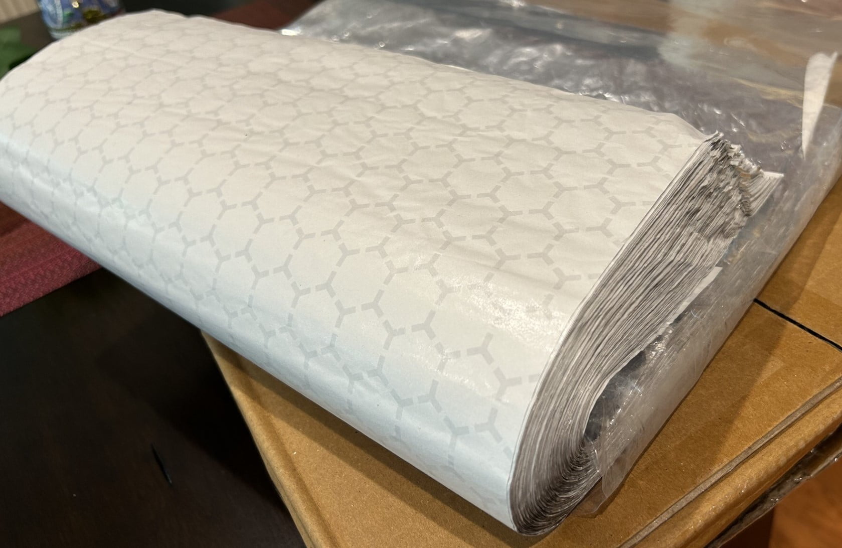 1,000 Insulated Cushion Foil Paper Sandwich Wrap 14" x 16", Two (2) Bundles of 500 Wraps Each
