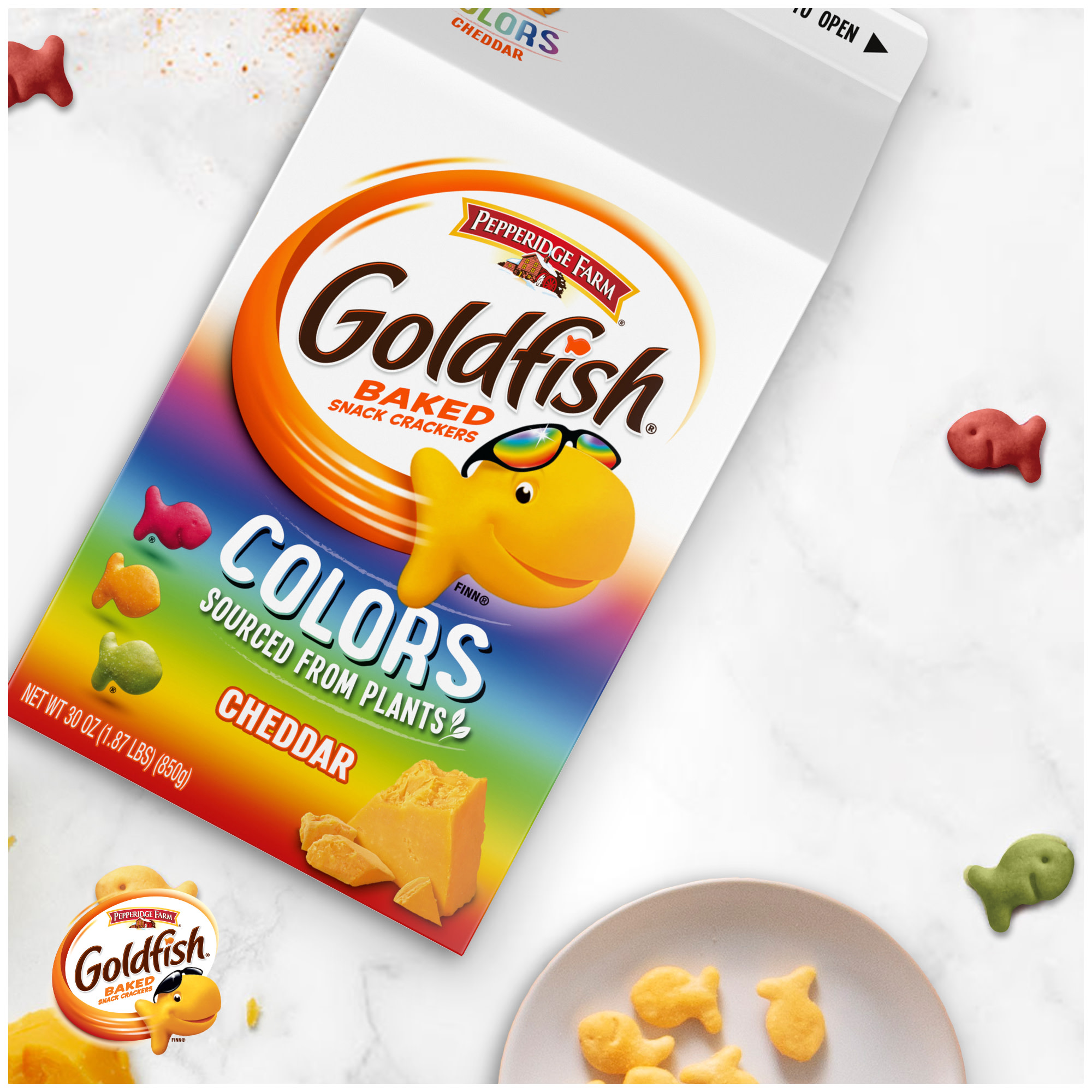 Goldfish Colors Cheddar Cheese Crackers, Baked Snack Crackers, 30 oz Carton - image 4 of 11