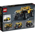 thumbnail image 2 of LEGO Technic Jeep Wrangler 42122, Ensemble de construction (665 pièces), 2 of 7
