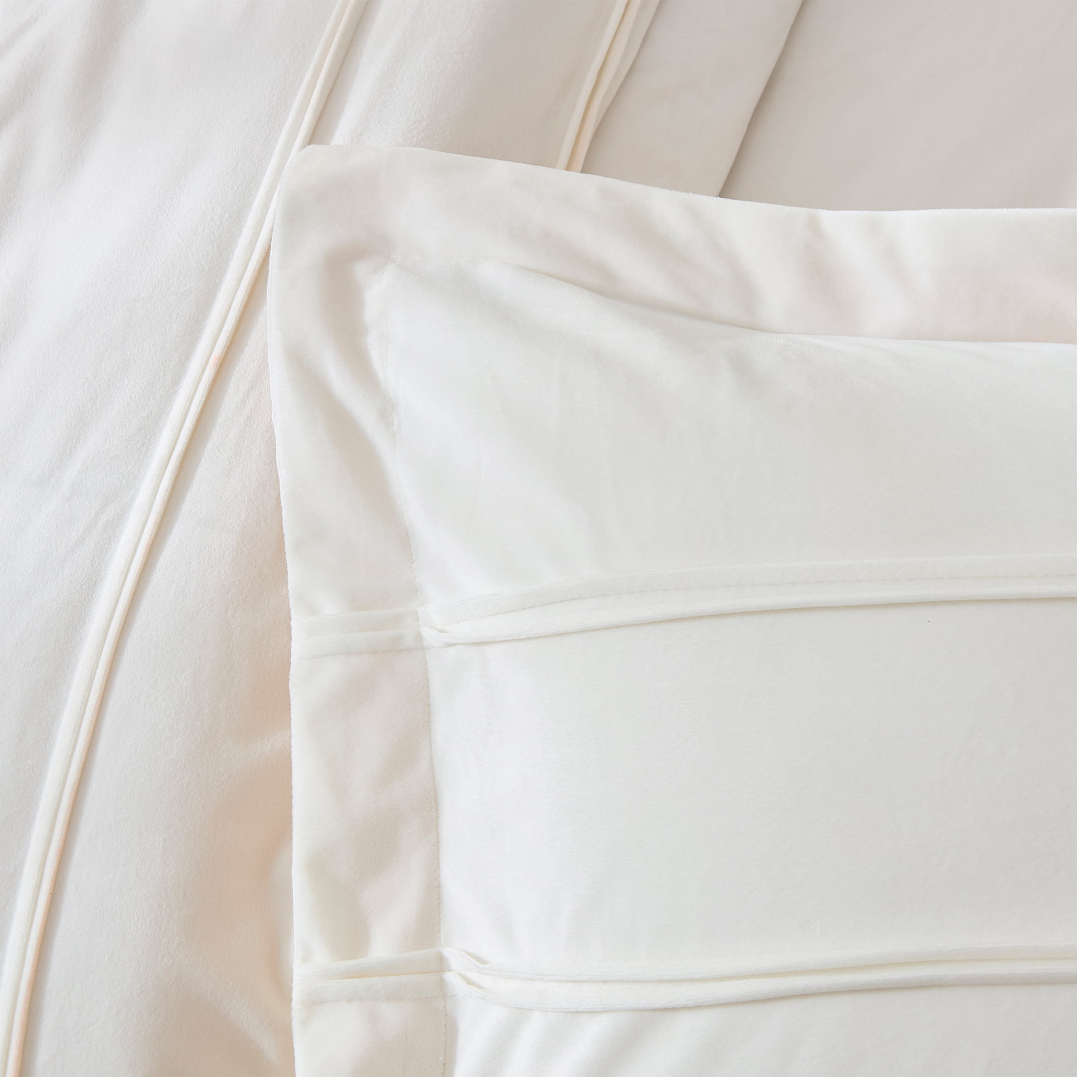My Texas House Rosealinn Comforter Set, 3-Piece, Bright White Velvet, Adult, King