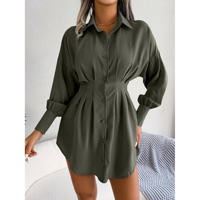 Vestido camisero mini con cintura ceñida, vestido camisero mini, vestido camisero de poliéster, vestido mini con cuello camisero, vestido asimétrico, diseño meticuloso