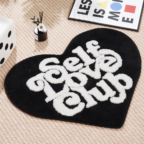 Alfombra ELDONE Self Love Club en forma de corazón, blanco y negro, 68 x 50 cm