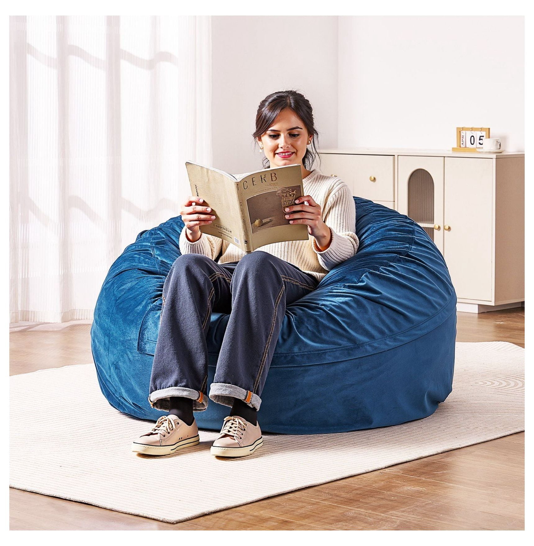 Round Bean Bag Chair for Adults, Dutch Velvet Beanbag with Handle - Blue