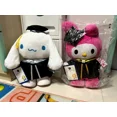 thumbnail image 3 of Muñeco de peluche de Anime Sanrio para niños  muñeco de peluche suave Kawaii de 35cm  Cinnamoroll  My Melody Kuromi  Hello Kitty  regalo para graduación, 3 of 7