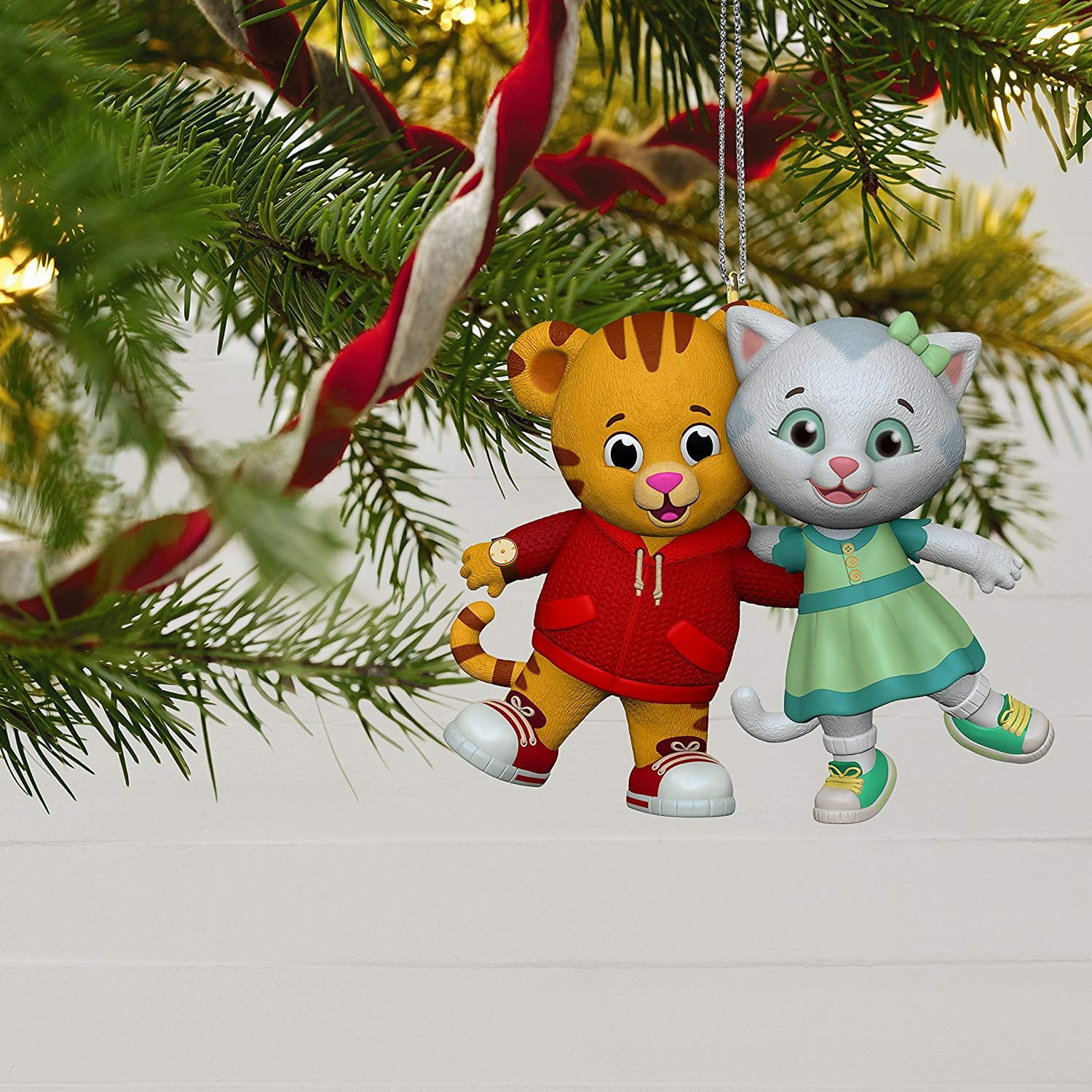 Hallmark Keepsake Christmas Ornament 2018 Year Dated Tiger's Neighborhood Daniel and Katerina