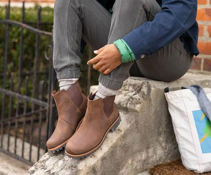 Chelsea waterproof hotsell boot
