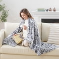 thumbnail image 3 of Manta Berkshire Blanket Peanuts® VelvetLoft® Snoopy, 3 of 8