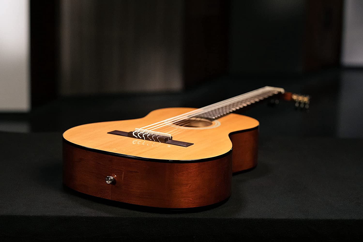 Ortega Student Series RST5-3/4 - 3/4 Size Acoustic Classical Guitar Gloss Natural 0.75