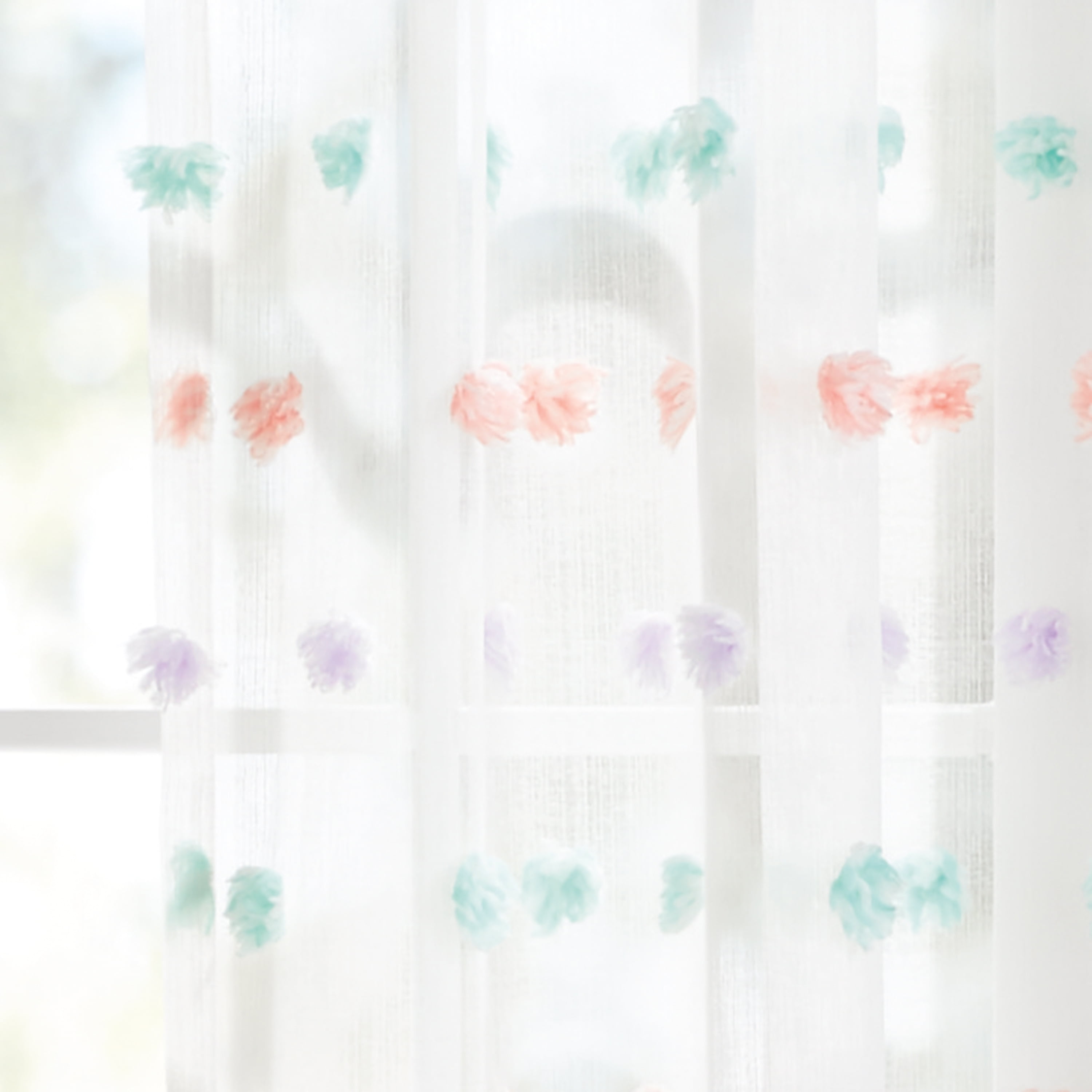 Pom pom curtains and curtain tricks you might not know – House Mix