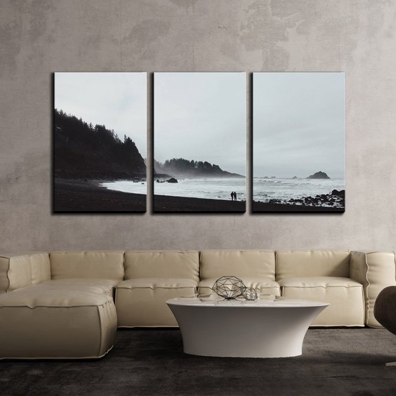 wall26 - 3 Piece Canvas Wall Art - Couple Walking on The Beach in Black and White - Modern Home Art Stretched and Framed Ready to Hang - 24"x36"x3 Panels