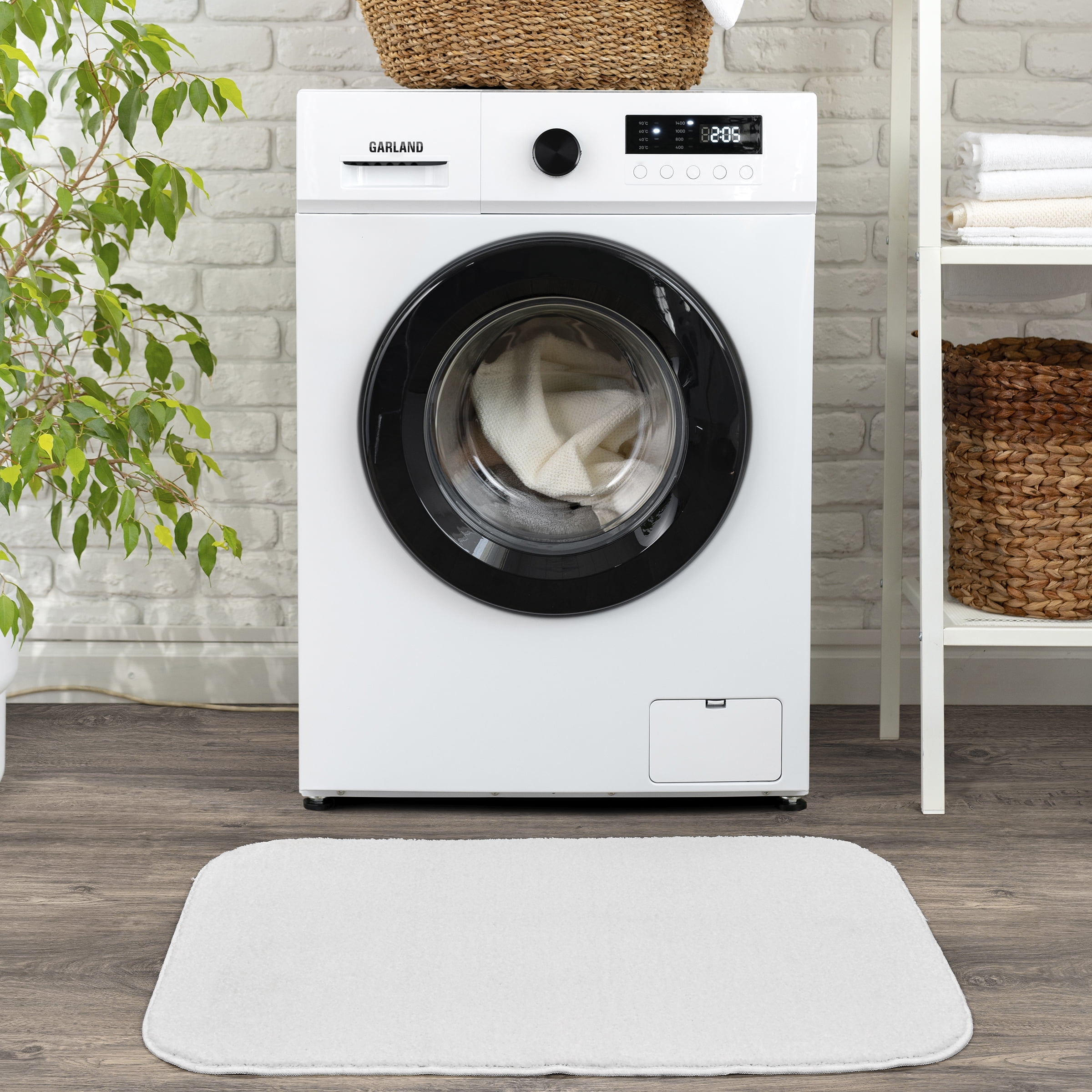Garland Rug Gramercy Washable Polypropylene White Bath Rug, 24" x 40"