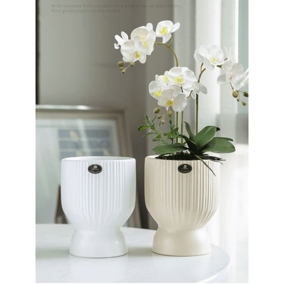 17 x 17 x 19 cm White Ceramic Ribbed Flower Pot