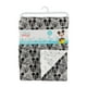 thumbnail image 1 of Cobija Polar Para Bebe De Mickey O Minnie Mouse, 1 of 2