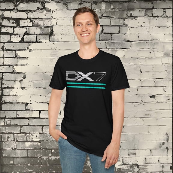 Yamaha DX7 Synth T-Shirt – 80s Electronic Music Graphic Tee, Vintage Synthesizer Retro Shirt, Classic Music Lover Unisex T-Shirt Gift for Men Women