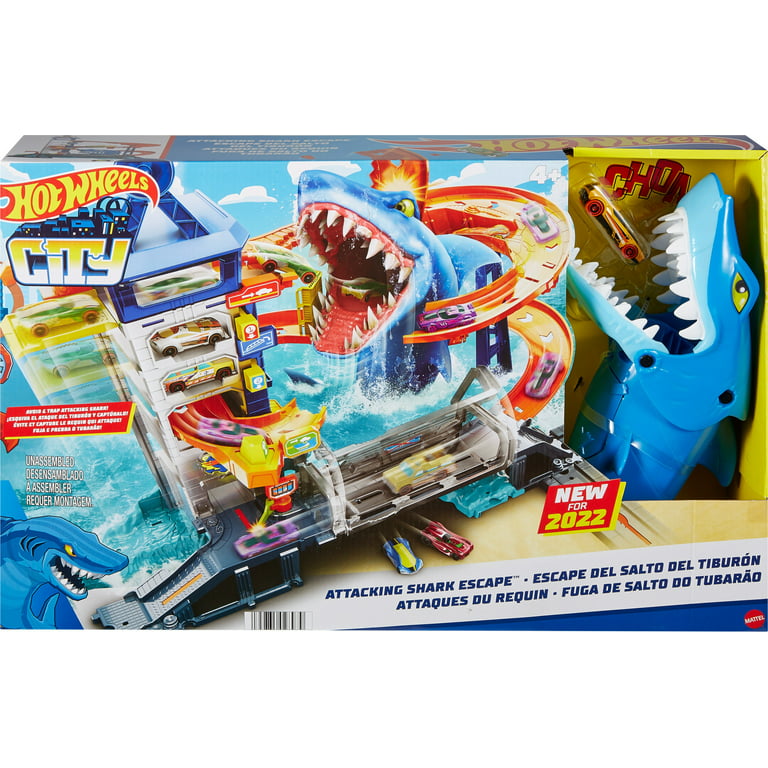 1 in Toy Car Playset Hot Scale Shark Wheels Attacking with City Escape 1:64