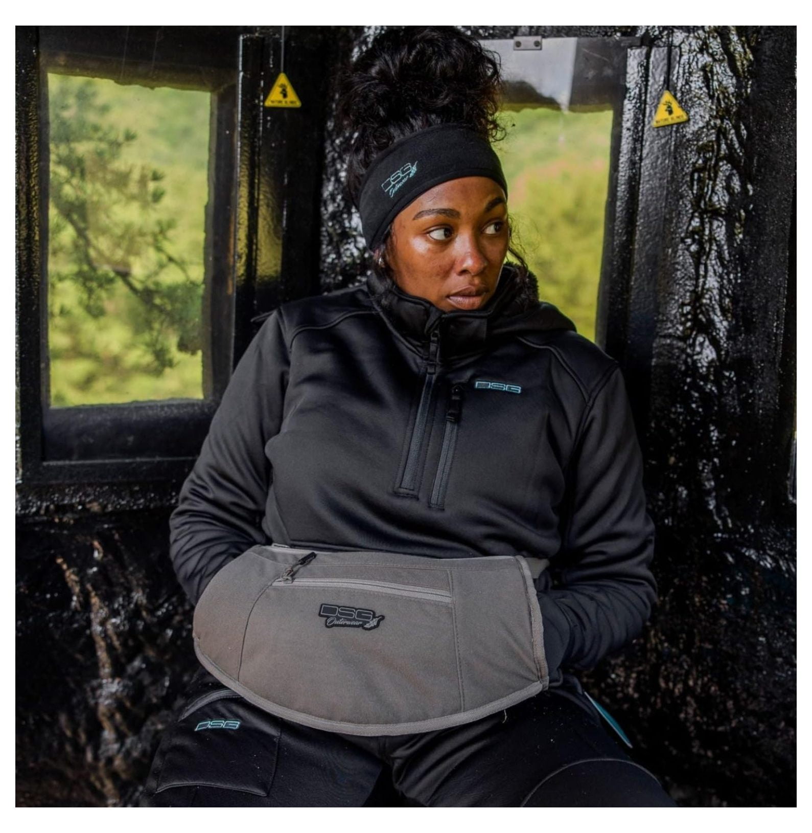 DSG Outerwear Women's Hunting Muff – Insulated Hand Warmer with Zippered Storage & Device Pocket – Cold Weather Hunting Gear