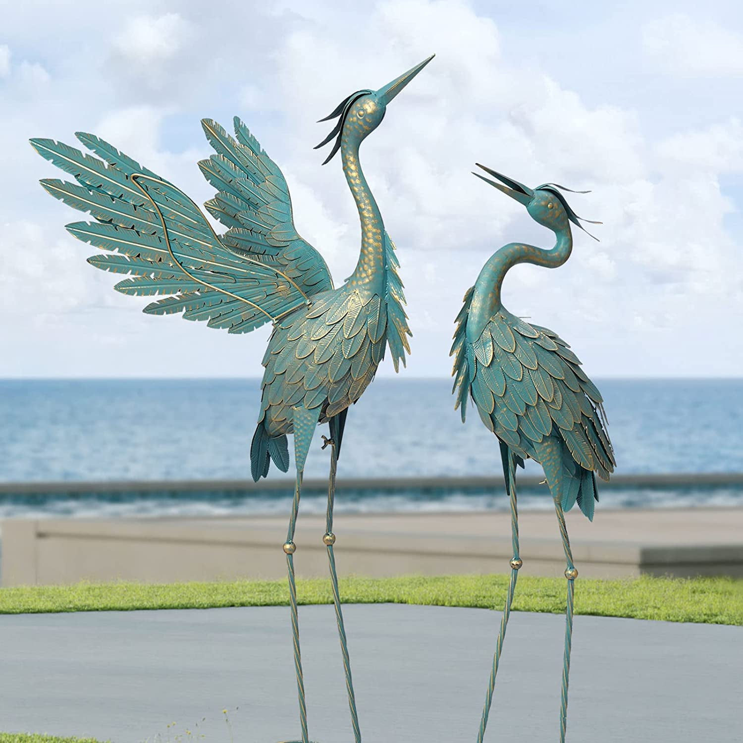 Metal Crane Garden Statue Decor, Bird Garden Sculpture & Statues, Outdoor Decoration for Yard Patio Lawn Backyard Pool, 37-42 inch Set of 2