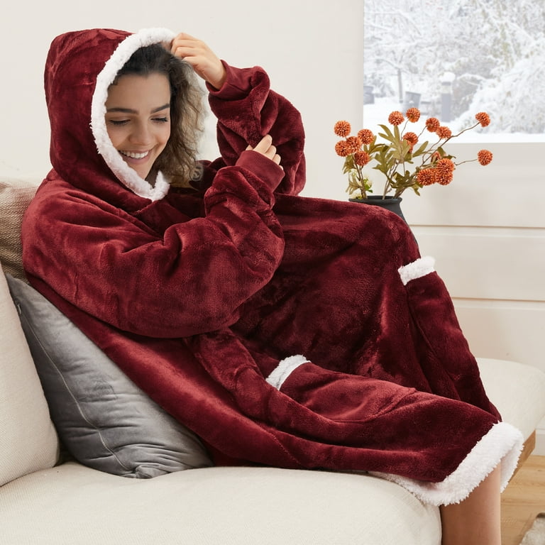 Deconovo Christmas Burgundy Wearable Blanket Hoodie Sweatshirt for Unisex,  Regular Size