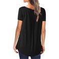 thumbnail image 4 of Qarigey Camiseta de mujer con cuello en V Blusa de manga corta Botón casual Top plisado Prendas para la parte del cuerpo negro XXL Qarigey AP001823-05, 4 of 5