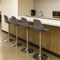thumbnail image 2 of Sillas para Bar y Barra de Cocina con Respaldo y Reposapies de Altura Ajustable Banco Taburete Giratorio con Asiento Acolchado de Diseño Moderno Set 4 Piezas Gris, 2 of 6