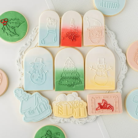 

MyBeauty Biscuits Mold Christmas Design Corrosion Resistance Plastic Candy Dessert Cutter Baking Tools