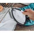 thumbnail image 3 of Oven Mitt Ukonic Pesadilla antes de Navidad Jack y Sally, 3 of 7