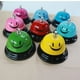 thumbnail image 4 of Campana de mano con forma de cara sonriente de metal para entrenamiento de mascotas, barra de servicio para restaurante, campana de convocatoria, contestador automático de competición, mesa, 4 of 6