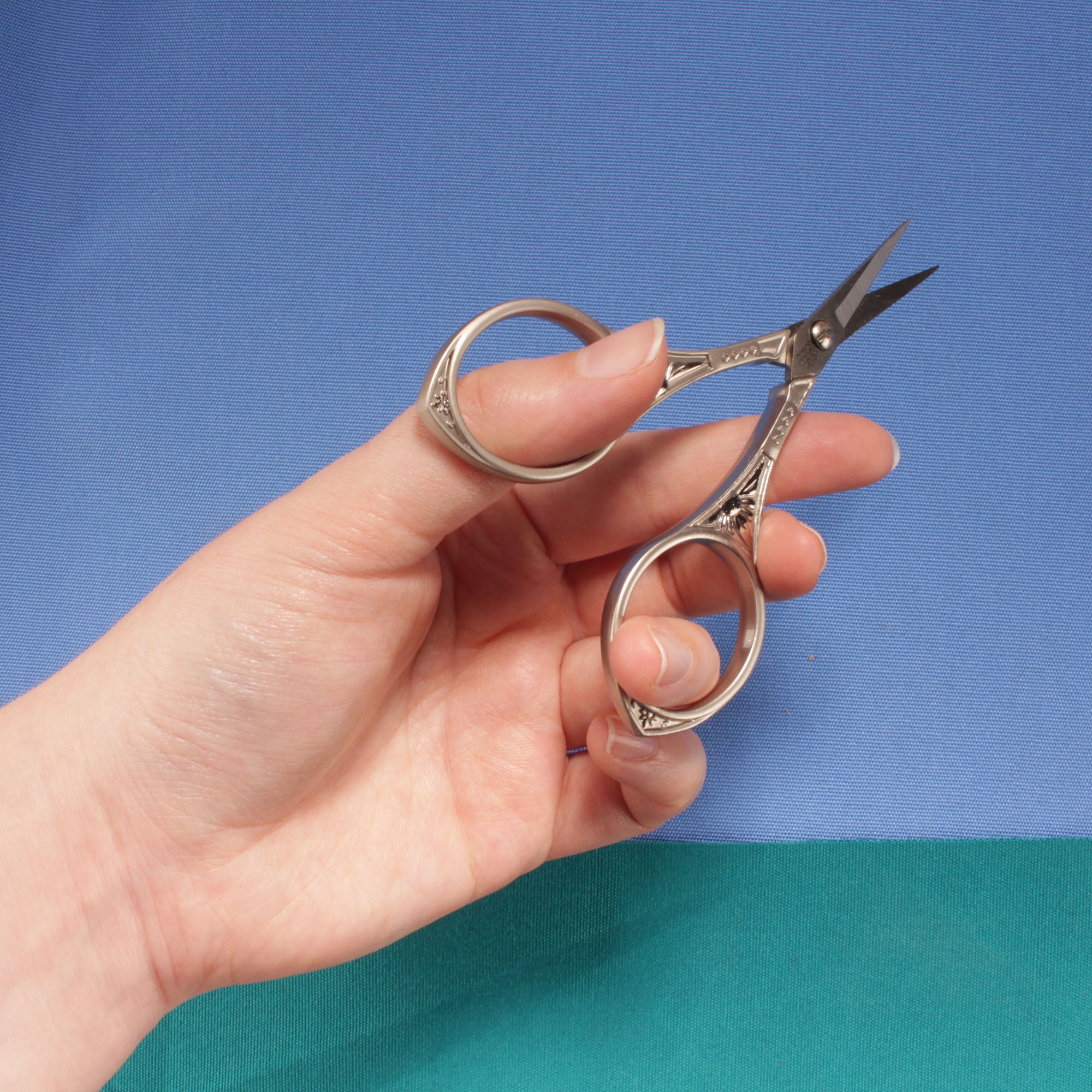 JubileeYarn Sun Motif Embroidery Craft Scissors - Assortment - 30 Pairs