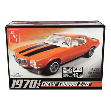 Skill 2 Model Kit 1970 1/2 Chevrolet Camaro Z/28 1/25 Scale Model by AMT