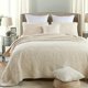 thumbnail image 1 of Juego de cama de tres piezas, 1 of 2