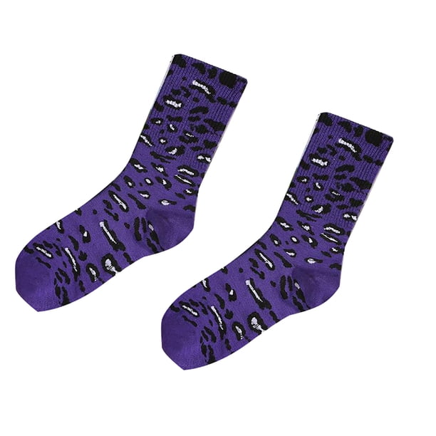 Minnieouse Calcetines femeninos con personalidad de otoño e invierno calcetines de Color neutro con estampado de leopardo de algodón Medias púrpura