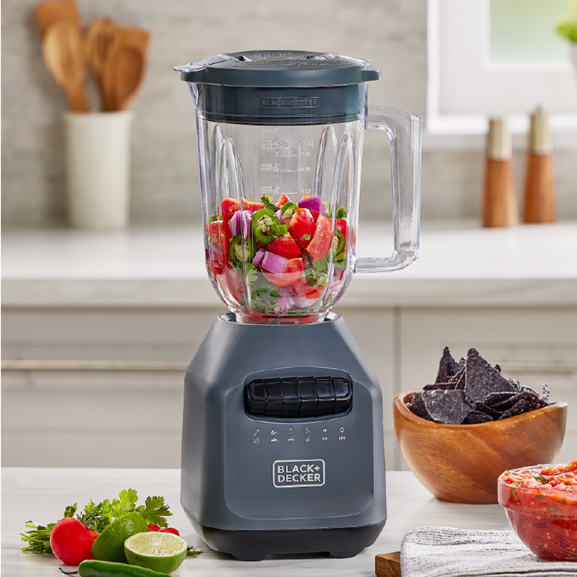 BLACK+DECKER Ice Crush Blender, 56 oz Plastic Jar, 750W, 6-Tip Blade, 8 Speeds + Pulse