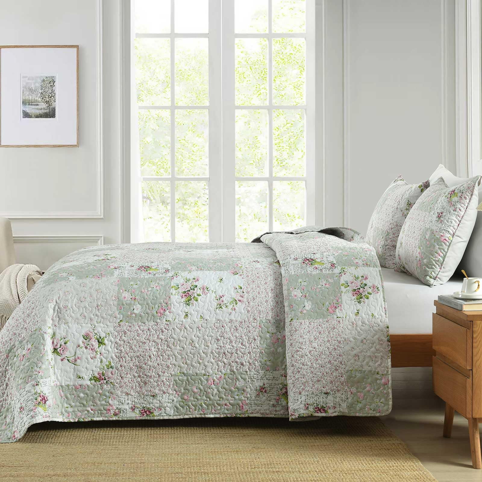 Queen Size Quilt Sets, Greagle 3-Piece Soft Warm Lightweight Bedspread Machine Washable Summer Quilt Bedding Set with Pillow Shams, Gray Plaid Patchwork Print, 90"x90"