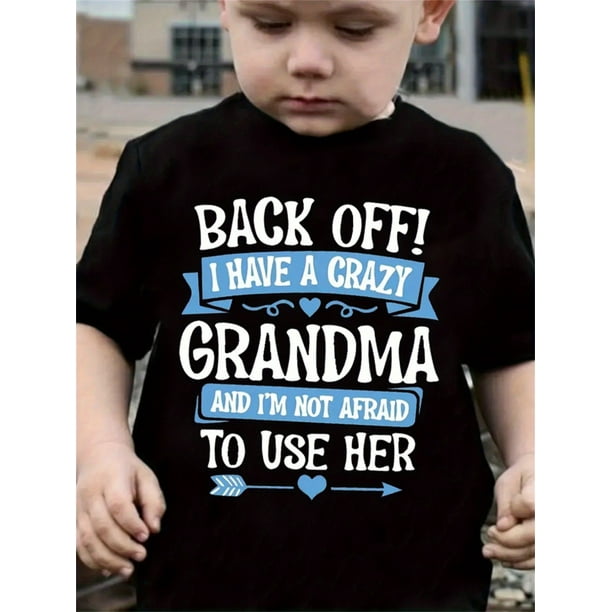 Boys' "Back Off! I Have a Crazy Grandma" Graphic T-Shirt - 100% Cotton Casual Short Sleeve Tee with Playful Lettering & Hearts, Regular Fit Round Neck Top for Youngsters, All-Season Comfort