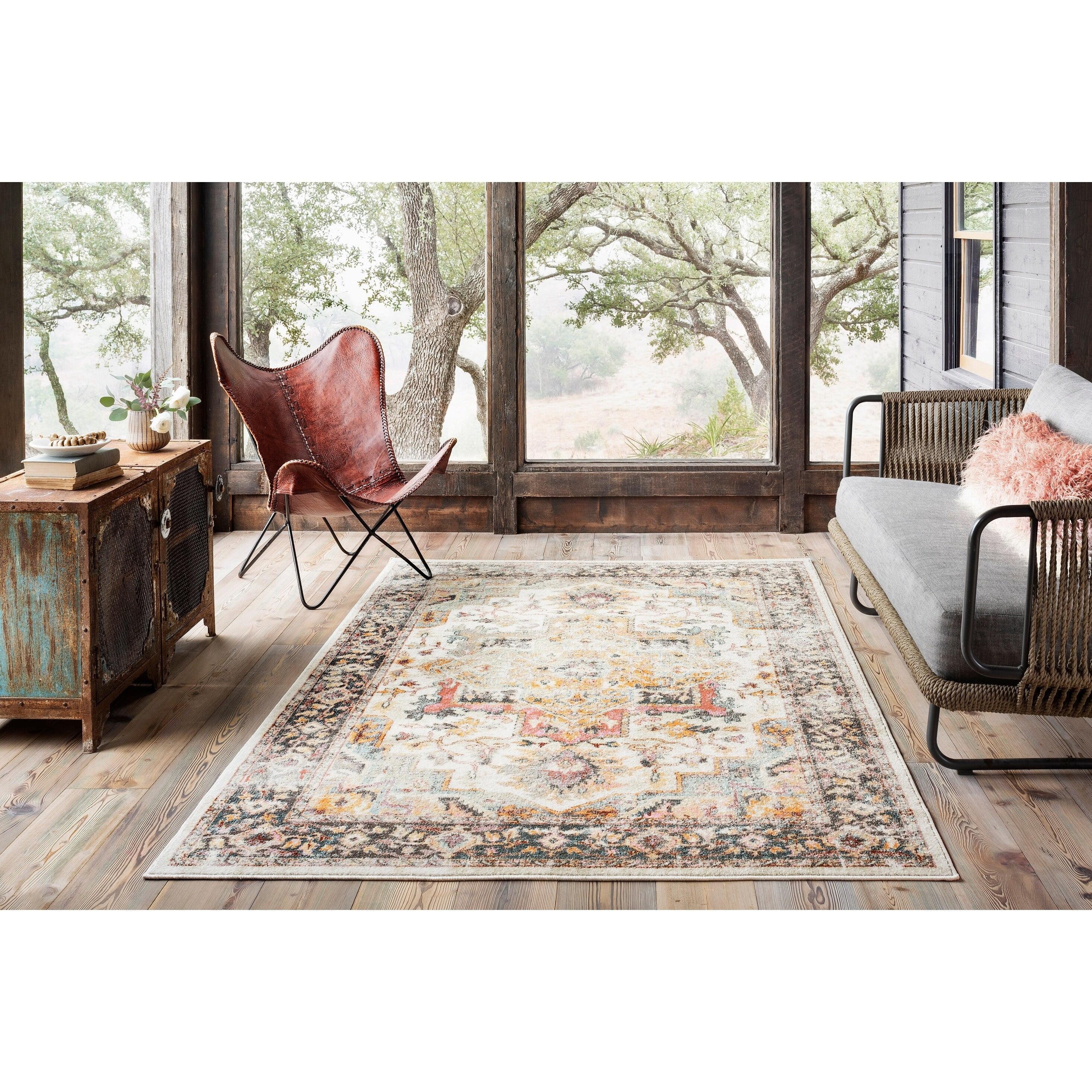 Alexander Home Jennifer Collection Bohemian Medallion Distressed Area Rug