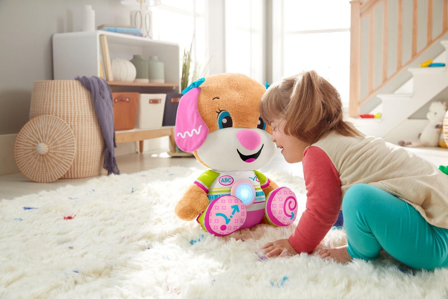 So Big Sis Rires et Éveil de ​Fisher-Price, grand jouet musical en peluche - Édition Française