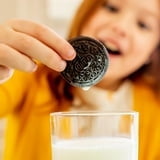 4 Pack Of OREO Chocolate Sandwich Cookies – Family Size 18.12 oz Resealable Bag, With Olive Green Bowl By ValueNest