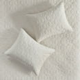 thumbnail image 4 of Gracie Mills Gayle 3-Piece Casual Geometric Velvet Quilt Set - GRACE-11837, 4 of 4