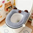 thumbnail image 1 of Funda temática para el asiento del váter con cremallera, accesorio suave y acogedor para el baño, adorable diseño de capibara, tela cálida para inodoros estándar, decoración divertida para baños de, 1 of 5