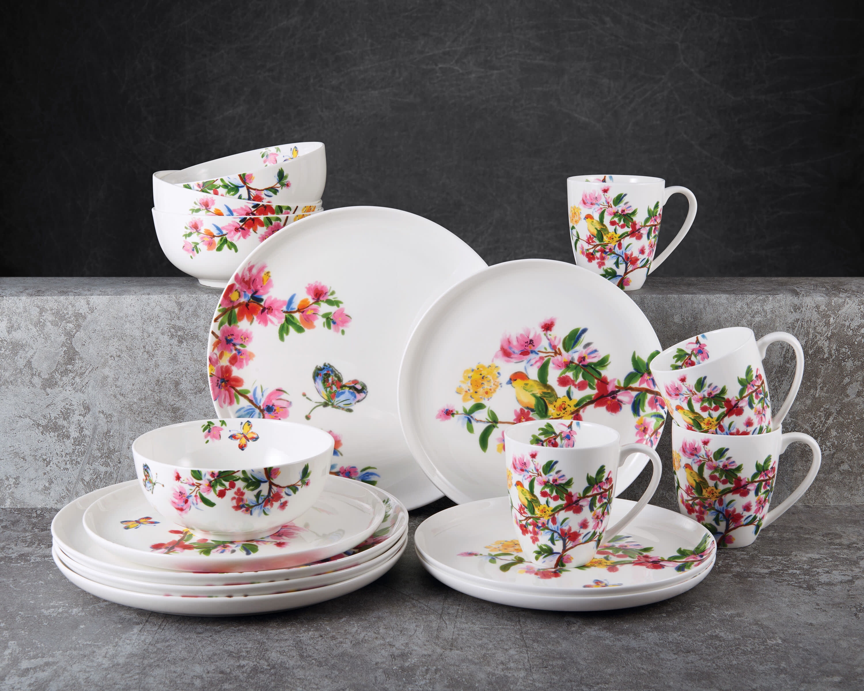 16 Piece Mikasa Wildflower Garden Bone China Correll Dinnerware