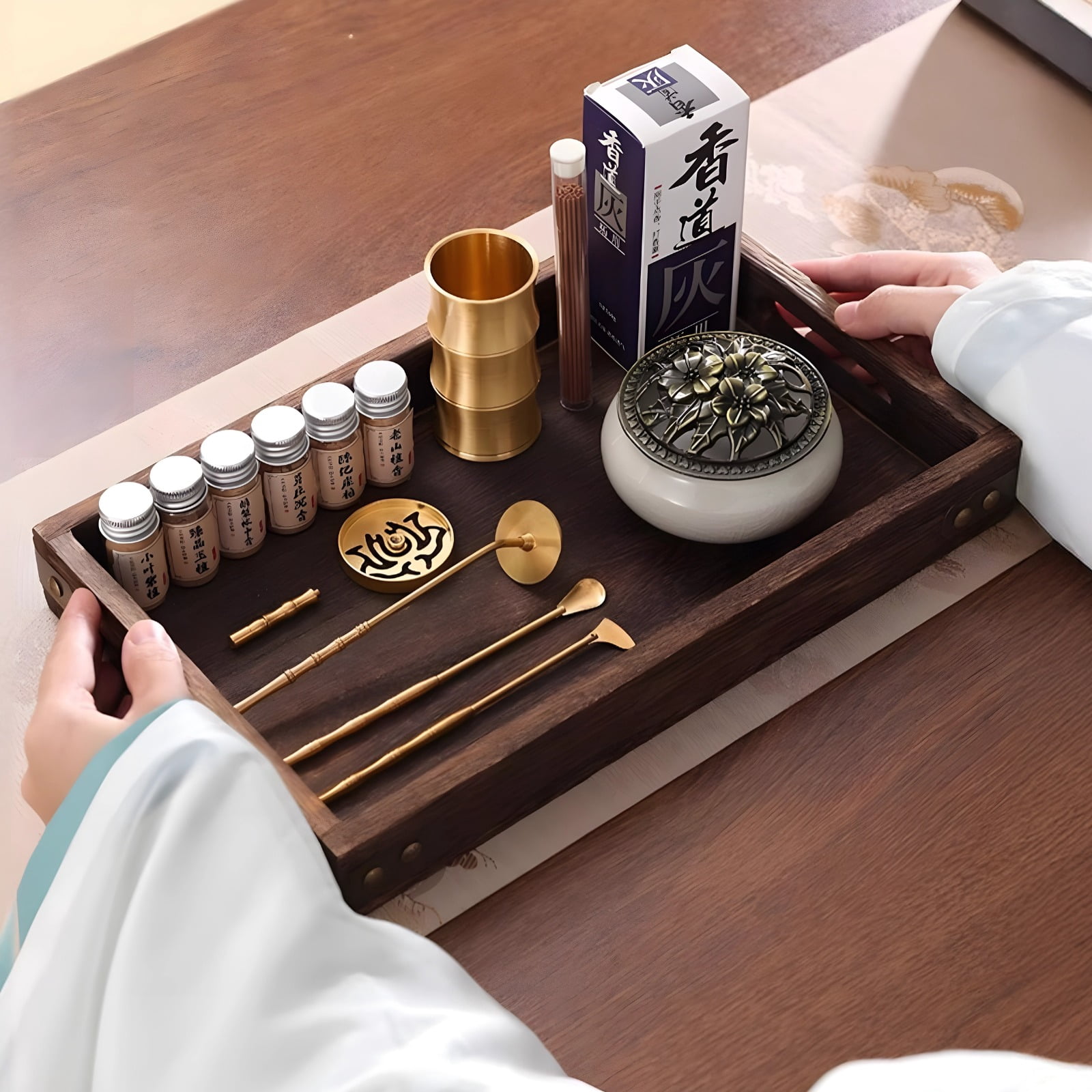 Pure Copper Incense Cone Burner Holder Set, Crackle Porcelain Incense Burner Kit, Elegant Craftsmanship with Variety of Scents, Perfect Gift Box for Relaxation and Gift-Giving