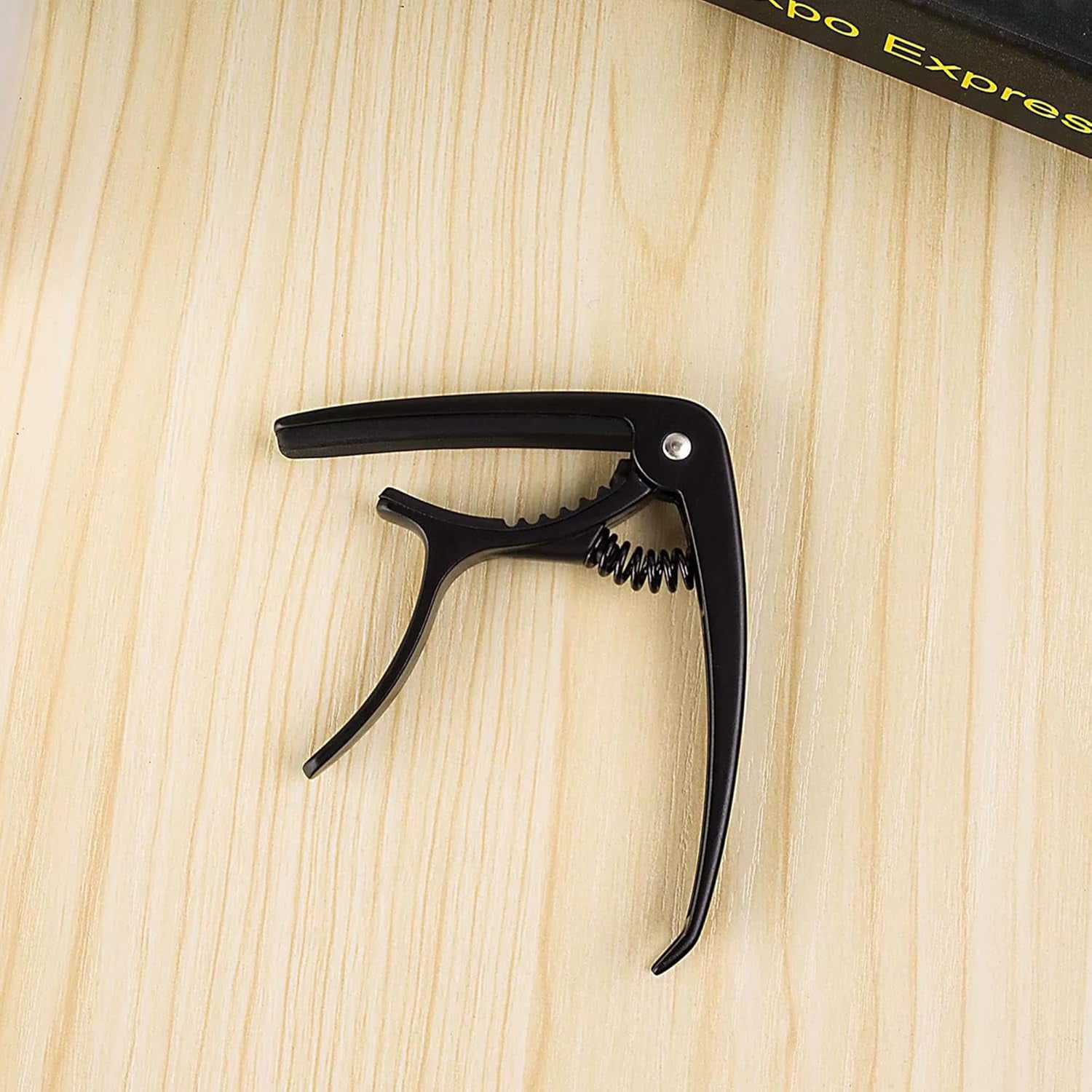 Guitar Capo Guitar Clip: Guitar Capo for Acoustic Guitar, Electric Guitars, Ukulele, Banjo, Mandolin, Bass, Acoustic Guitar Capo 6 String, Zinc Alloy Metal Guitar Clamp (Black)