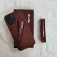 thumbnail image 3 of Funda Rhode Hailey Bieber Original Con Labial Para iPhone, 3 of 6