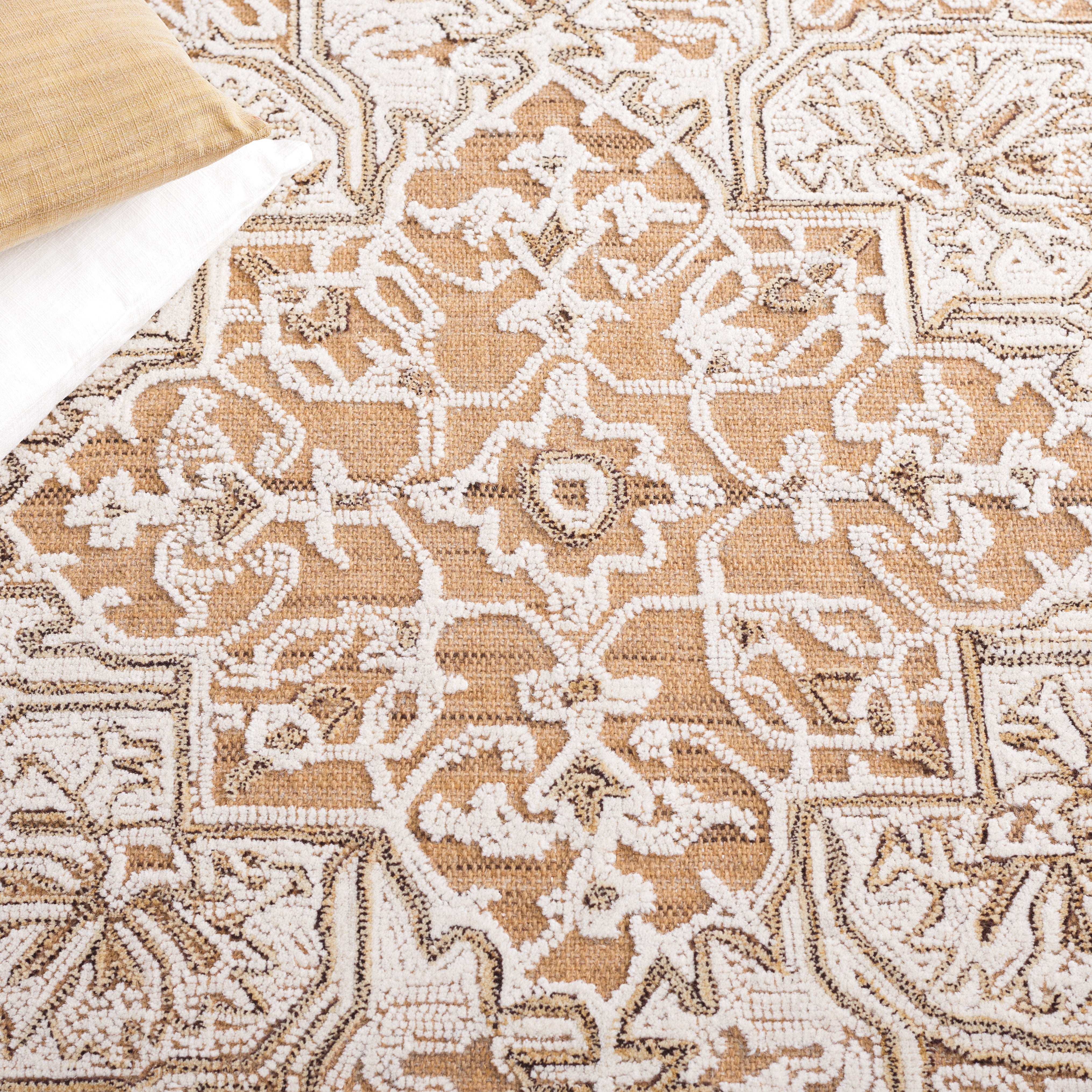 SAFAVIEH Trace Mia Medallion Area Rug, Gold/Ivory, 8' x 10'